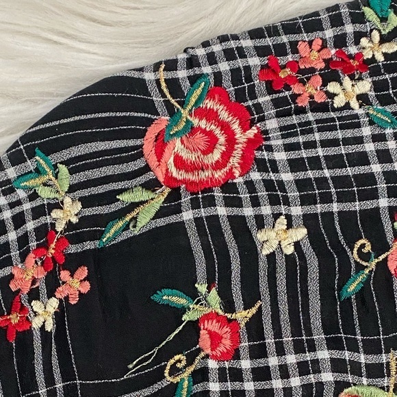 🦋 NEW ZARA BLACK PLAID FLORAL BABYDOLL TOP SZ SM - Picture 6 of 7